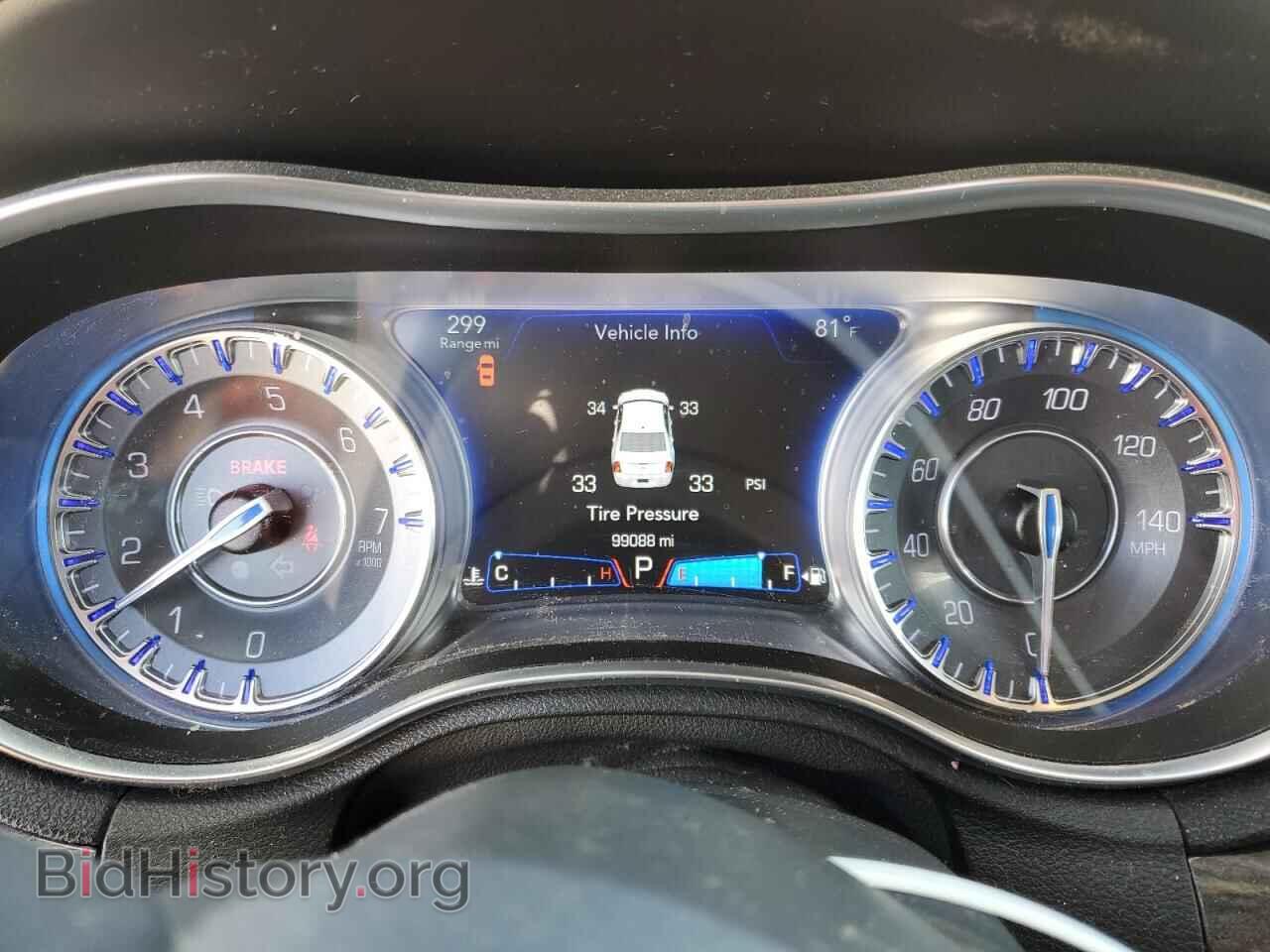2016 CHRYSLER 300 - VIN: 2C3CCAAG7GH206948 - Фото 9