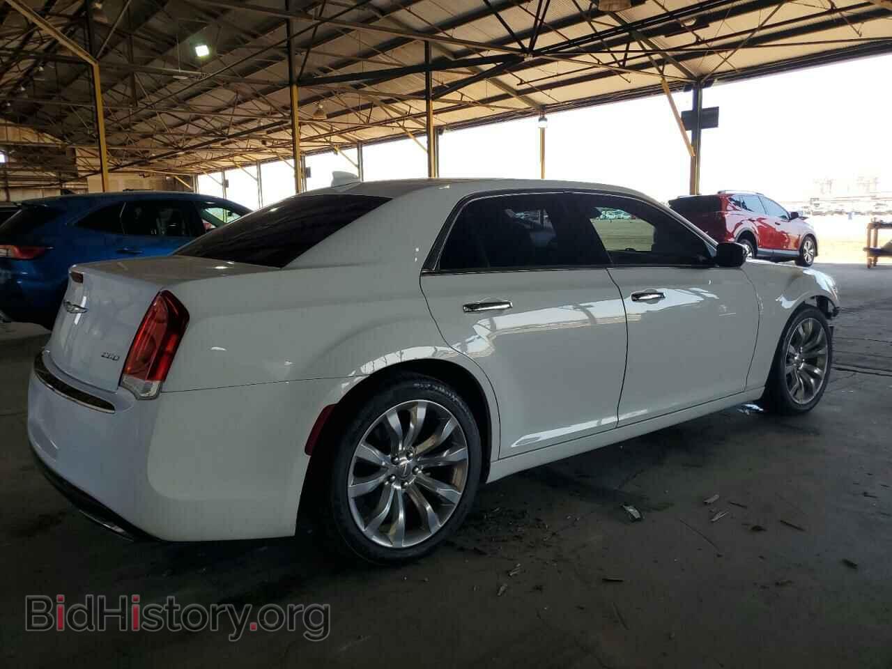 2018 CHRYSLER 300 - VIN: 2C3CCAEG0JH145900 - Фото 3