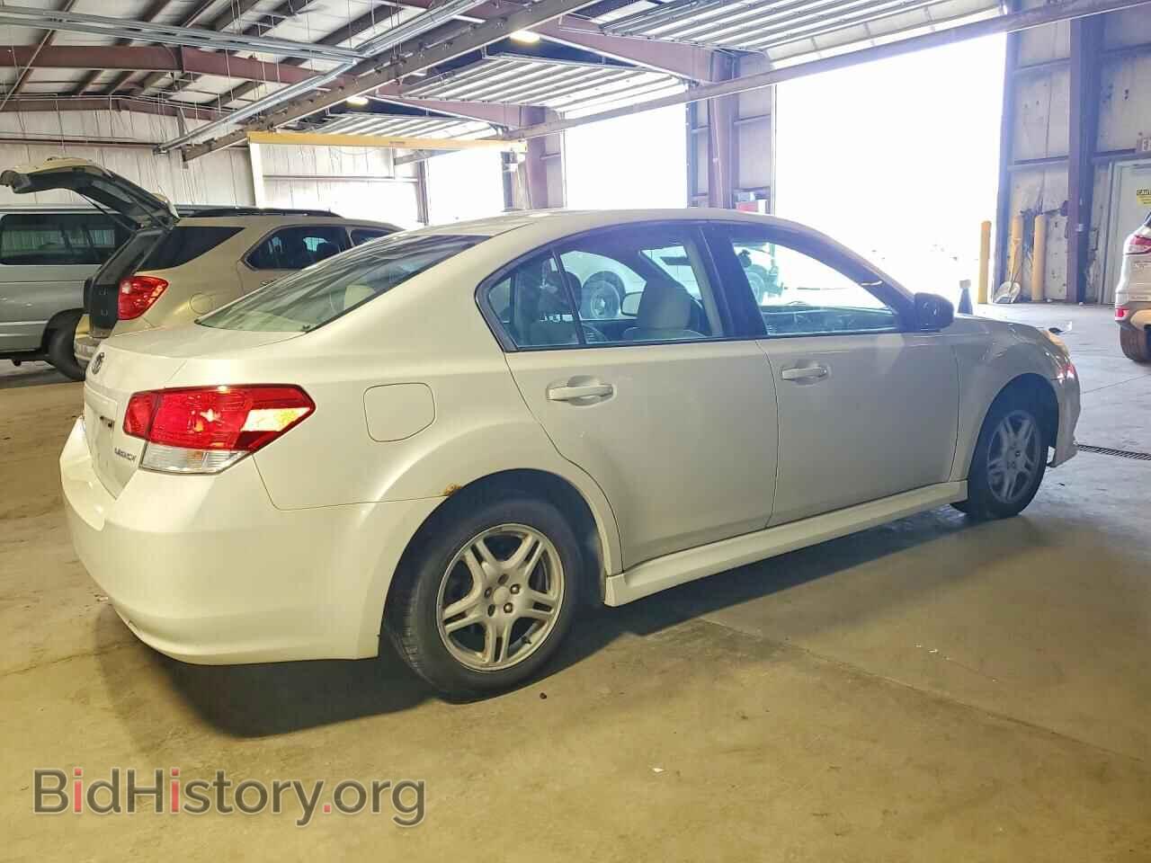 2010 SUBARU LEGACY - VIN: 4S3BMCA61A3245066 - Фото 3