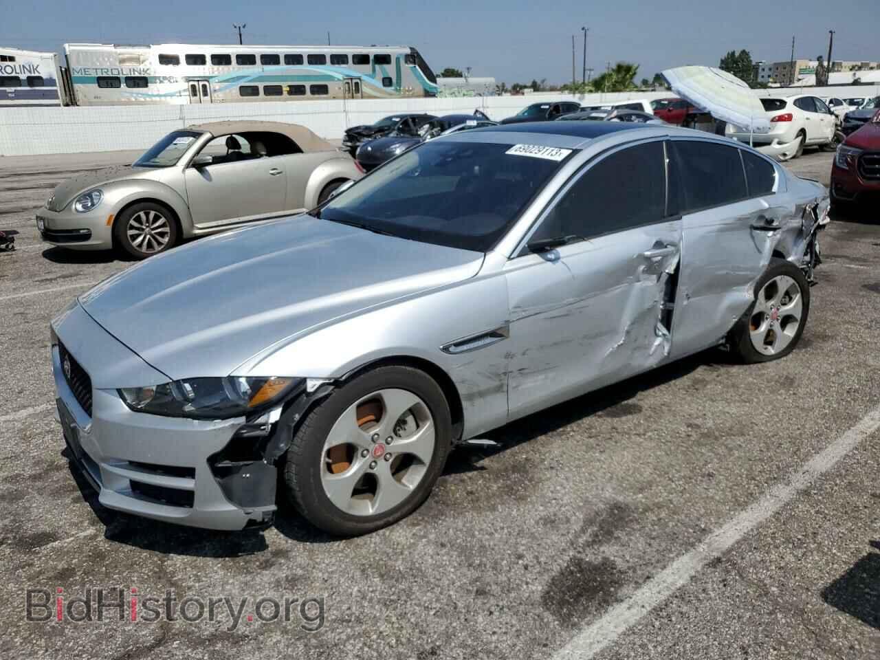 Photo SAJAR4FX3JCP35904 - JAGUAR XE 2018