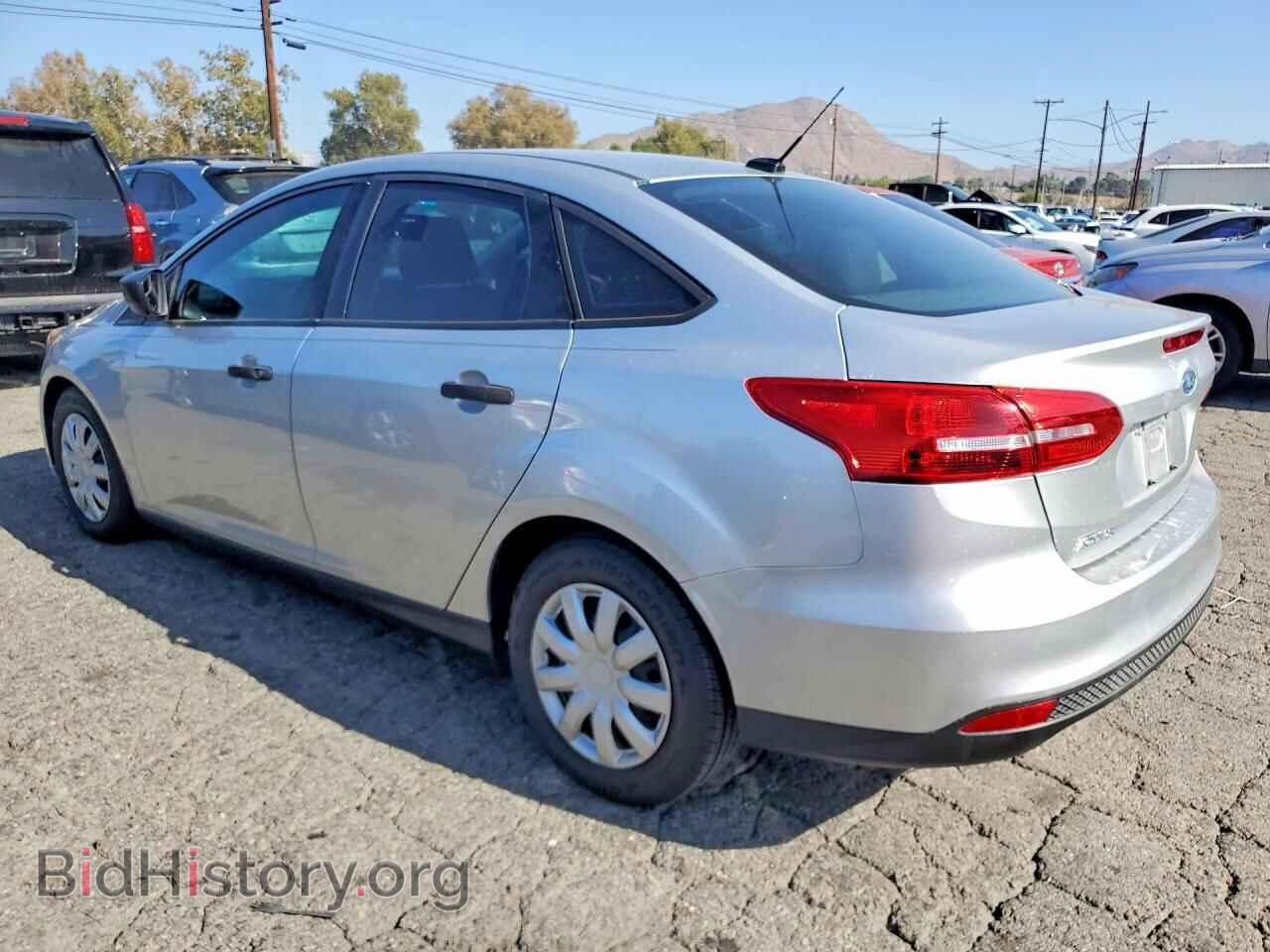 2017 FORD FOCUS - VIN: 1FADP3E26HL343940 - Photo 2