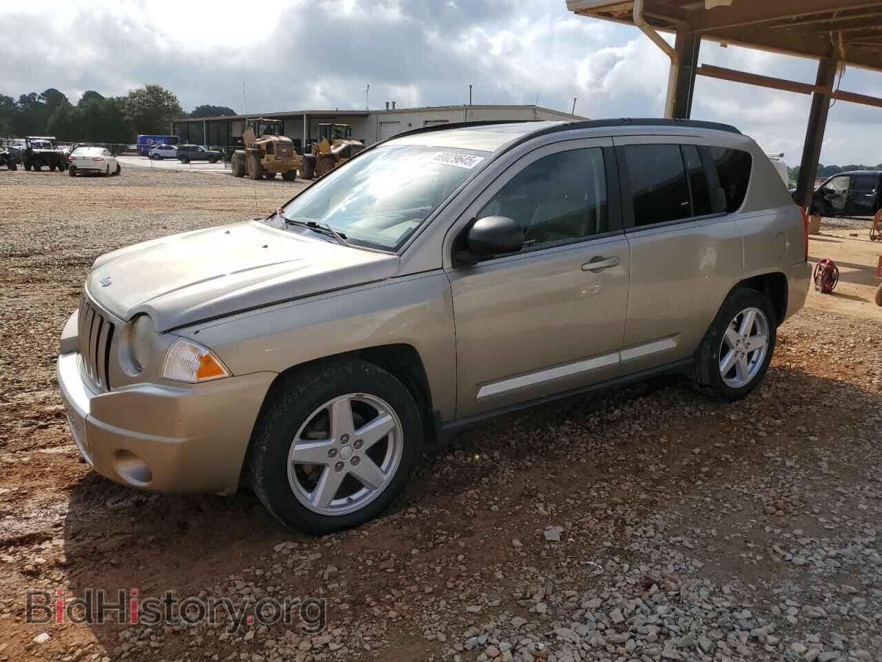 Photo 1J4NT5FB8AD531700 - JEEP COMPASS 2010