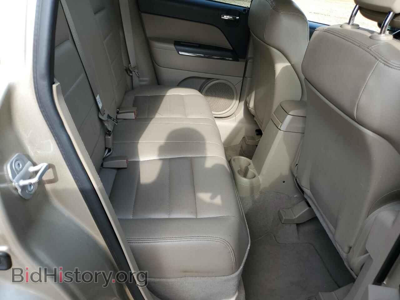 2010 JEEP COMPASS - VIN: 1J4NT5FB8AD531700 - Фото 11