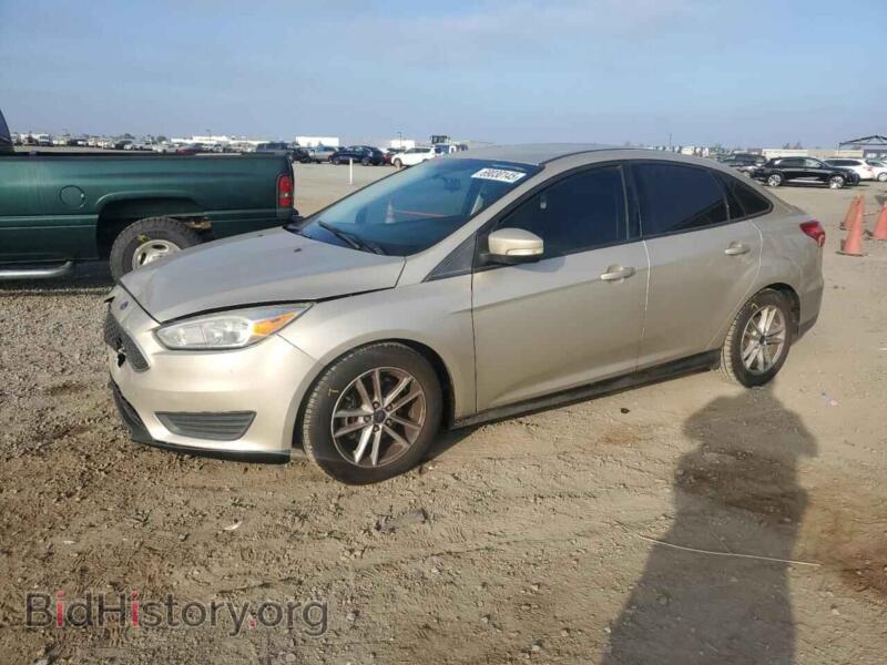 2017 Ford FOCUS SE (VIN 1FADP3F27HL296769) — фото 1 из 14, Copart, повреждение: передняя часть