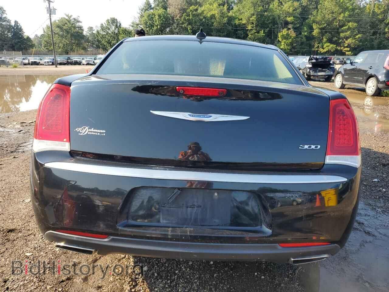 2019 CHRYSLER 300 - VIN: 2C3CCAAG2KH609888 - Фото 6