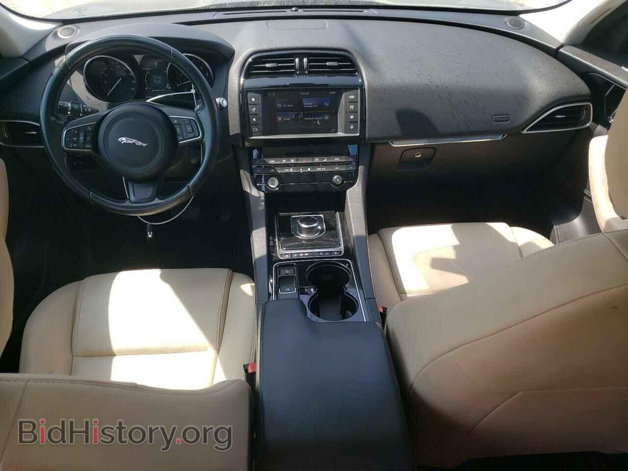 2017 JAGUAR F-PACE - VIN: SADCS2BV6HA097906 - Фото 8