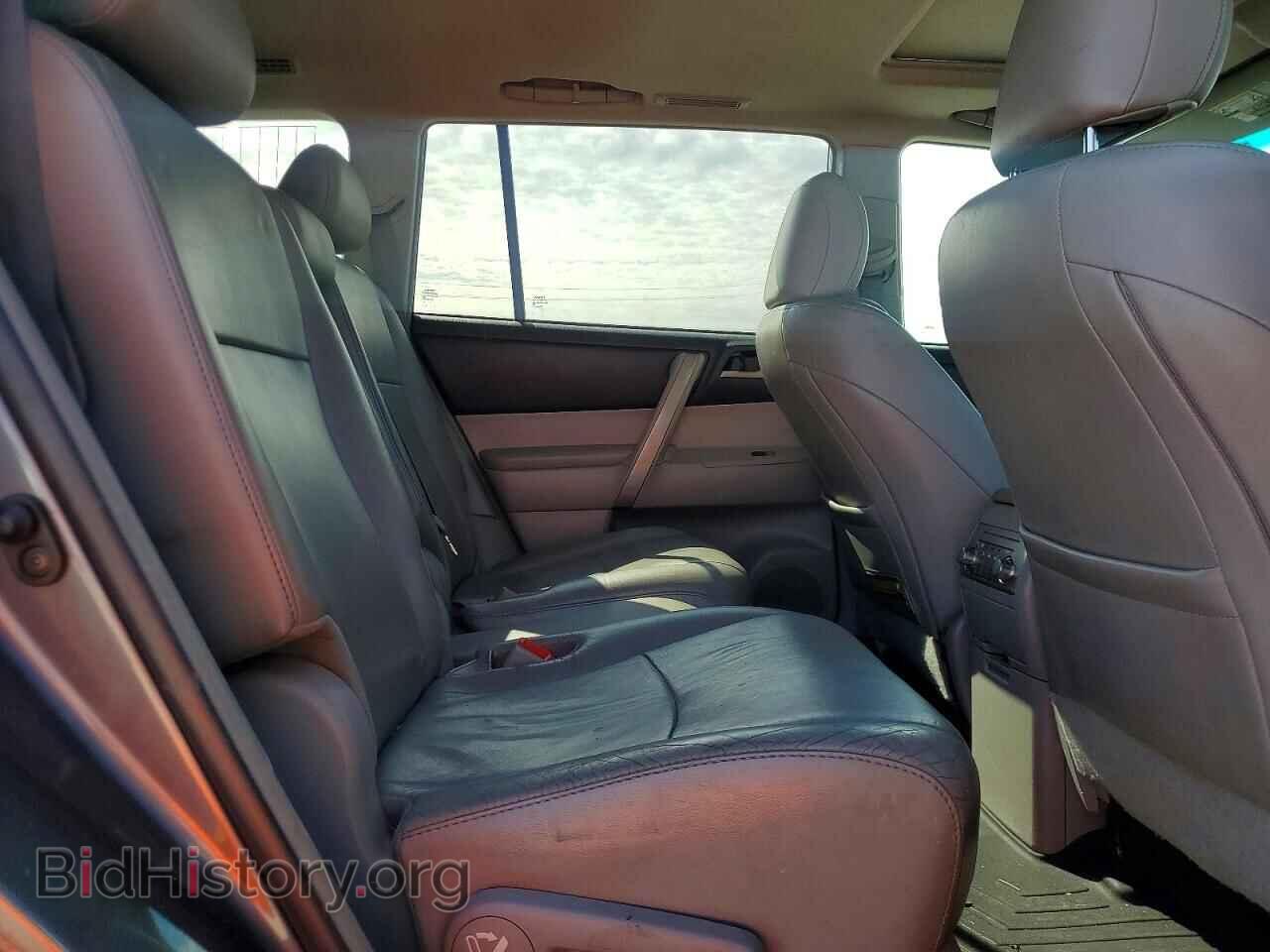 2011 TOYOTA HIGHLANDER - VIN: 5TDBK3EH2BS067430 - Photo 11