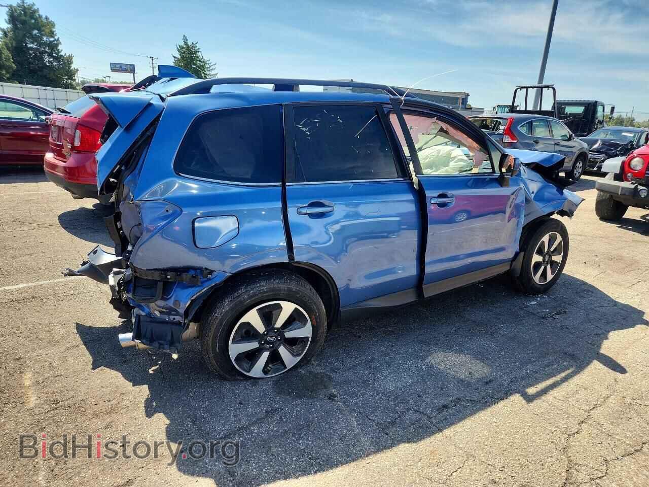 2017 SUBARU FORESTER - VIN: JF2SJALC8HH522326 - Фото 3