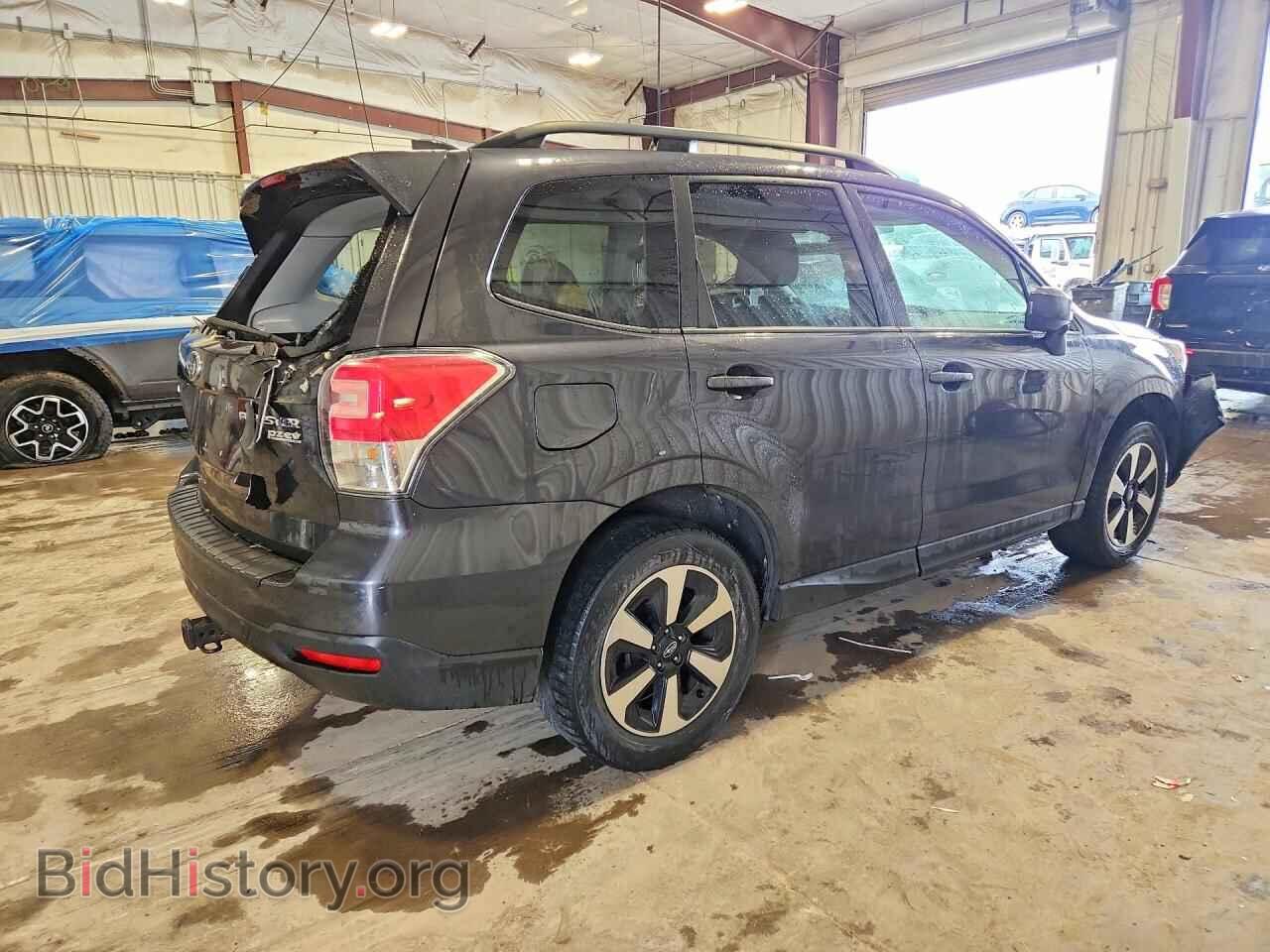 2017 SUBARU FORESTER - VIN: JF2SJAEC3HH407002 - Фото 3