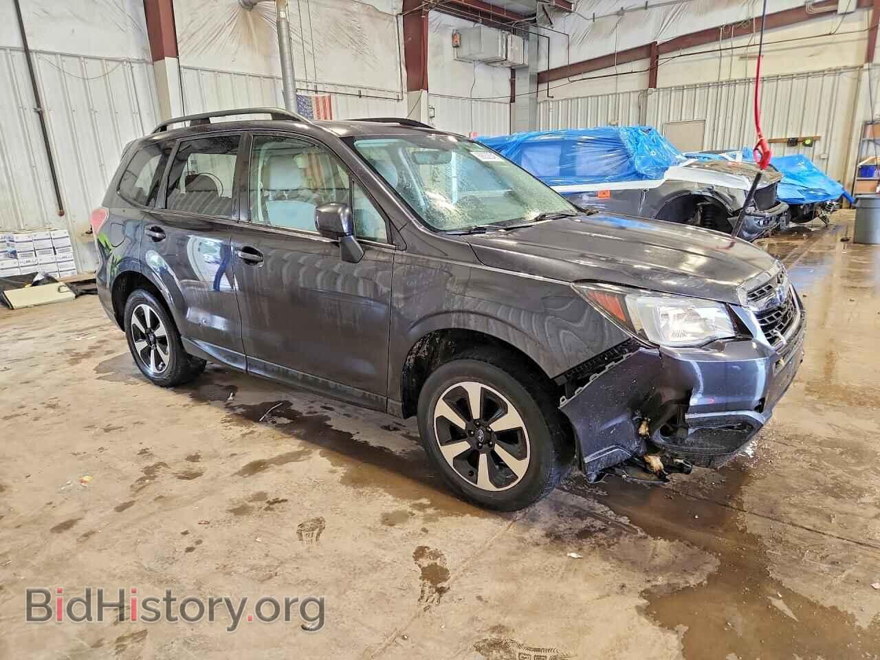 2017 SUBARU FORESTER - VIN: JF2SJAEC3HH407002 - Фото 4