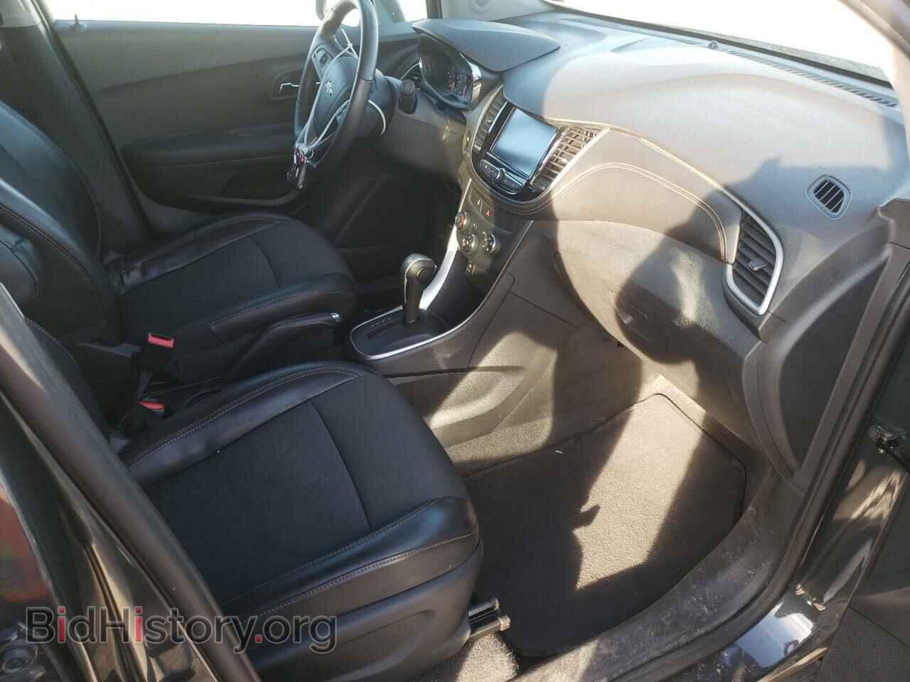 2017 CHEVROLET TRAX - VIN: 3GNCJPSB2HL229268 - Фото 5