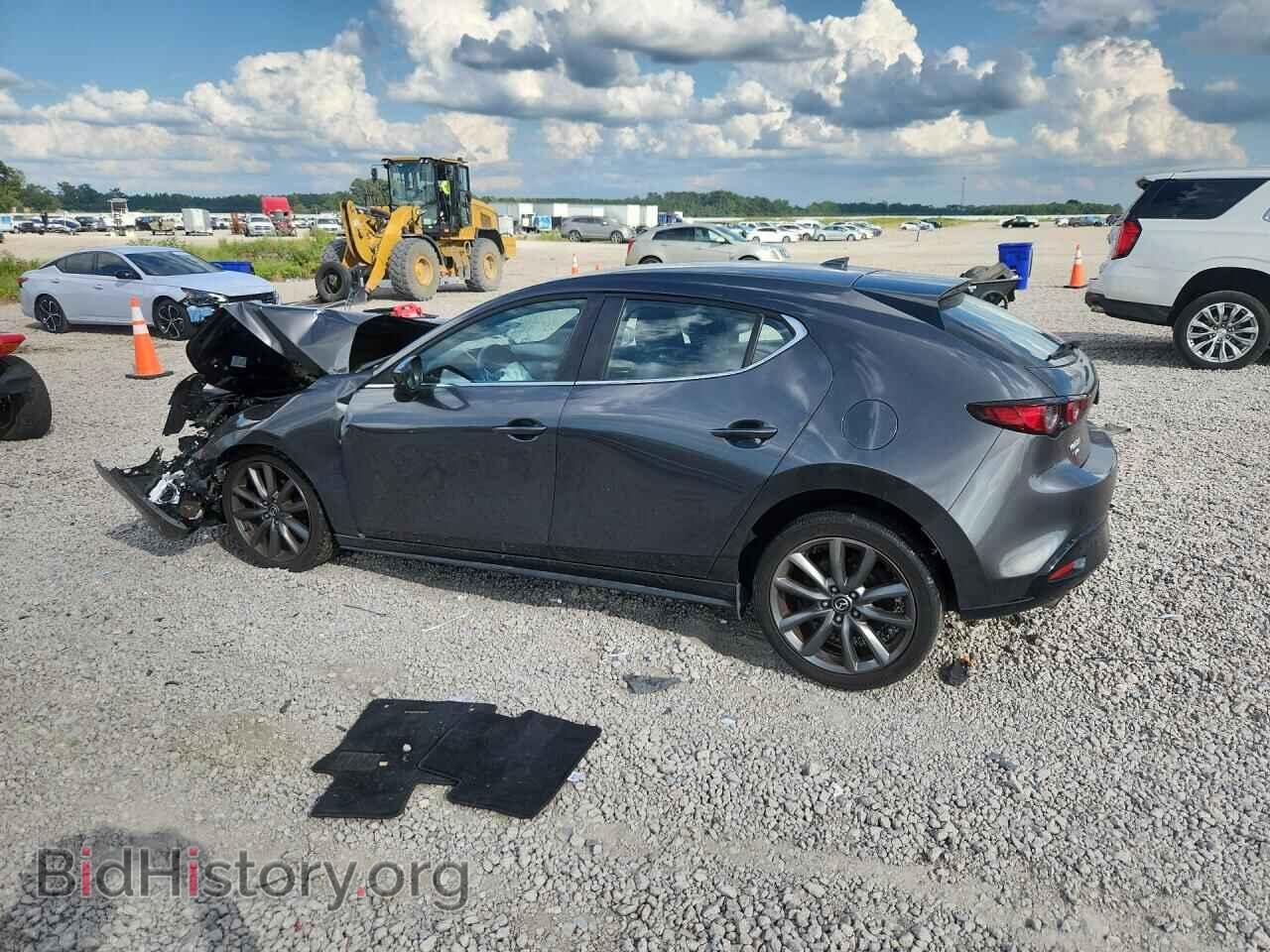 2019 MAZDA 3 - VIN: JM1BPBMM2K1135250 - Photo 2