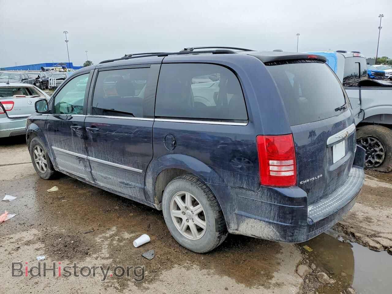 2010 CHRYSLER MINIVAN - VIN: 2A4RR5D15AR141760 - Photo 2