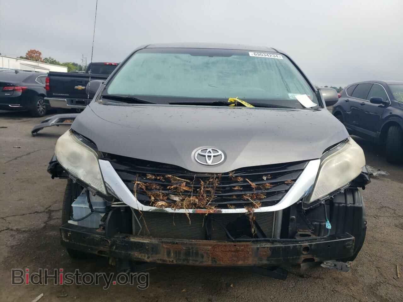 2011 TOYOTA All Models - VIN: 5TDJK3DC0BS028711 - Фото 5