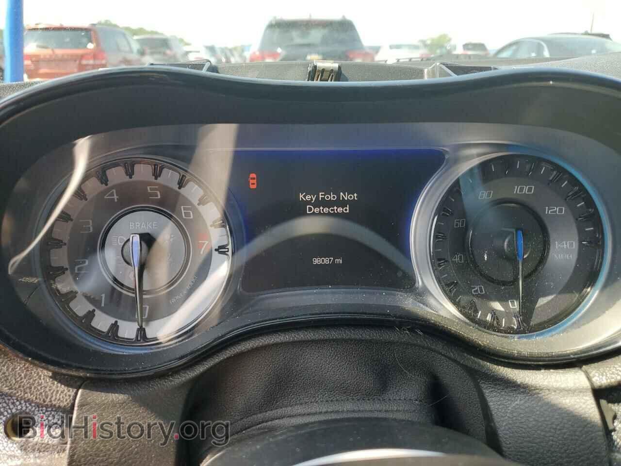 2015 CHRYSLER 300 - VIN: 2C3CCAGG2FH932299 - Фото 9