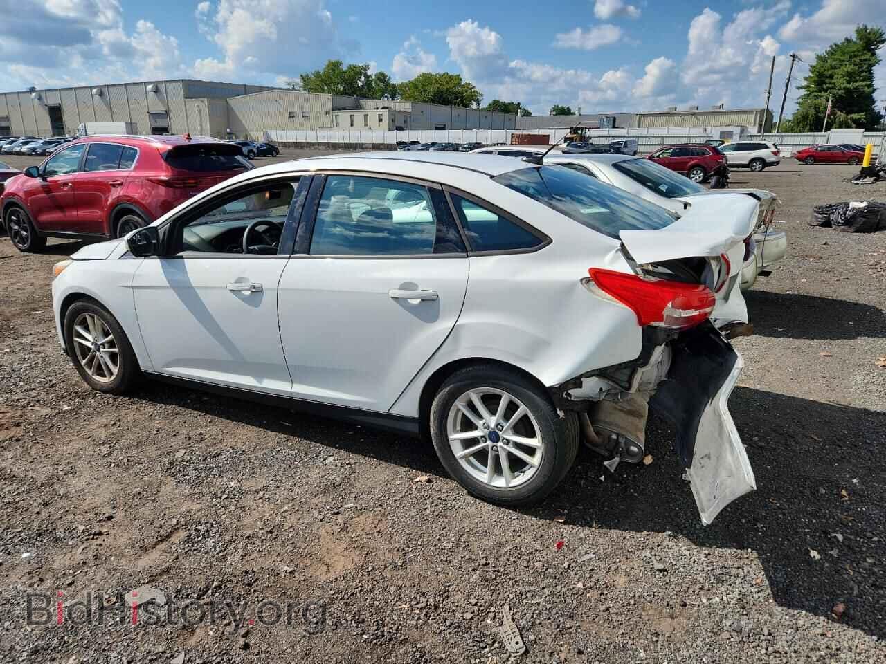 2015 FORD FOCUS - VIN: 1FADP3F23FL251826 - Фото 2