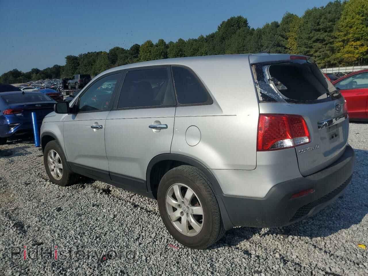 2011 KIA SORENTO - VIN: 5XYKT3A17BG149690 - Фото 2