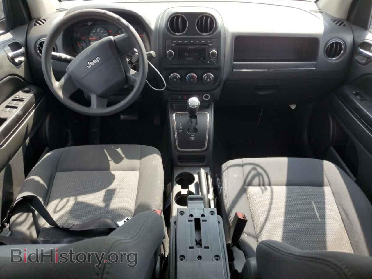 2010 JEEP COMPASS - VIN: 1J4NT4FA6AD506957 - Фото 8