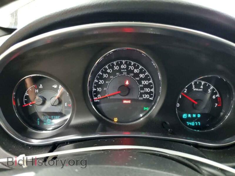 2013 Chrysler 200 (VIN 1C3CCBBB6DN600744) — фото 9 из 12