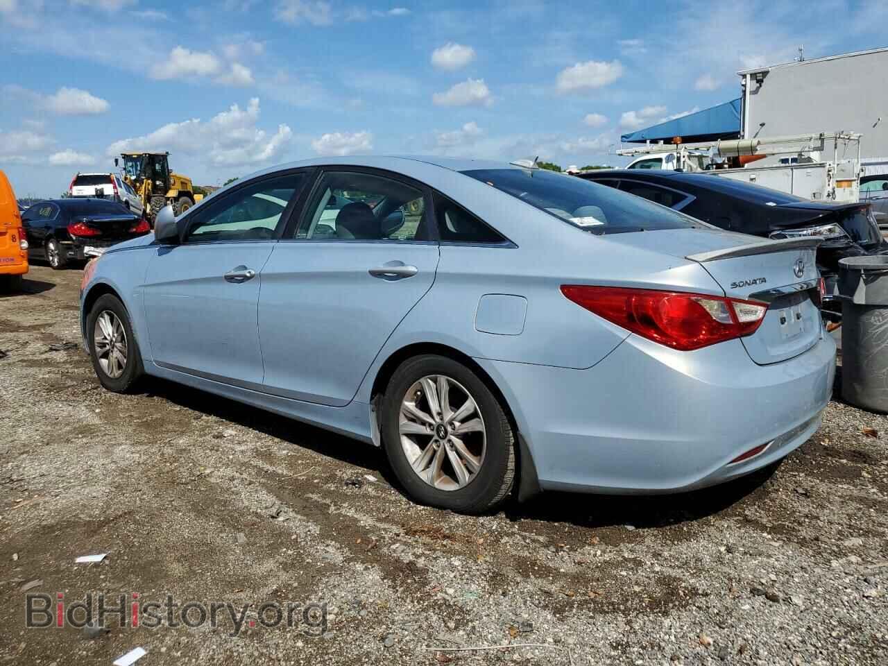 2013 HYUNDAI SONATA - VIN: 5NPEB4AC7DH555021 - Фото 2