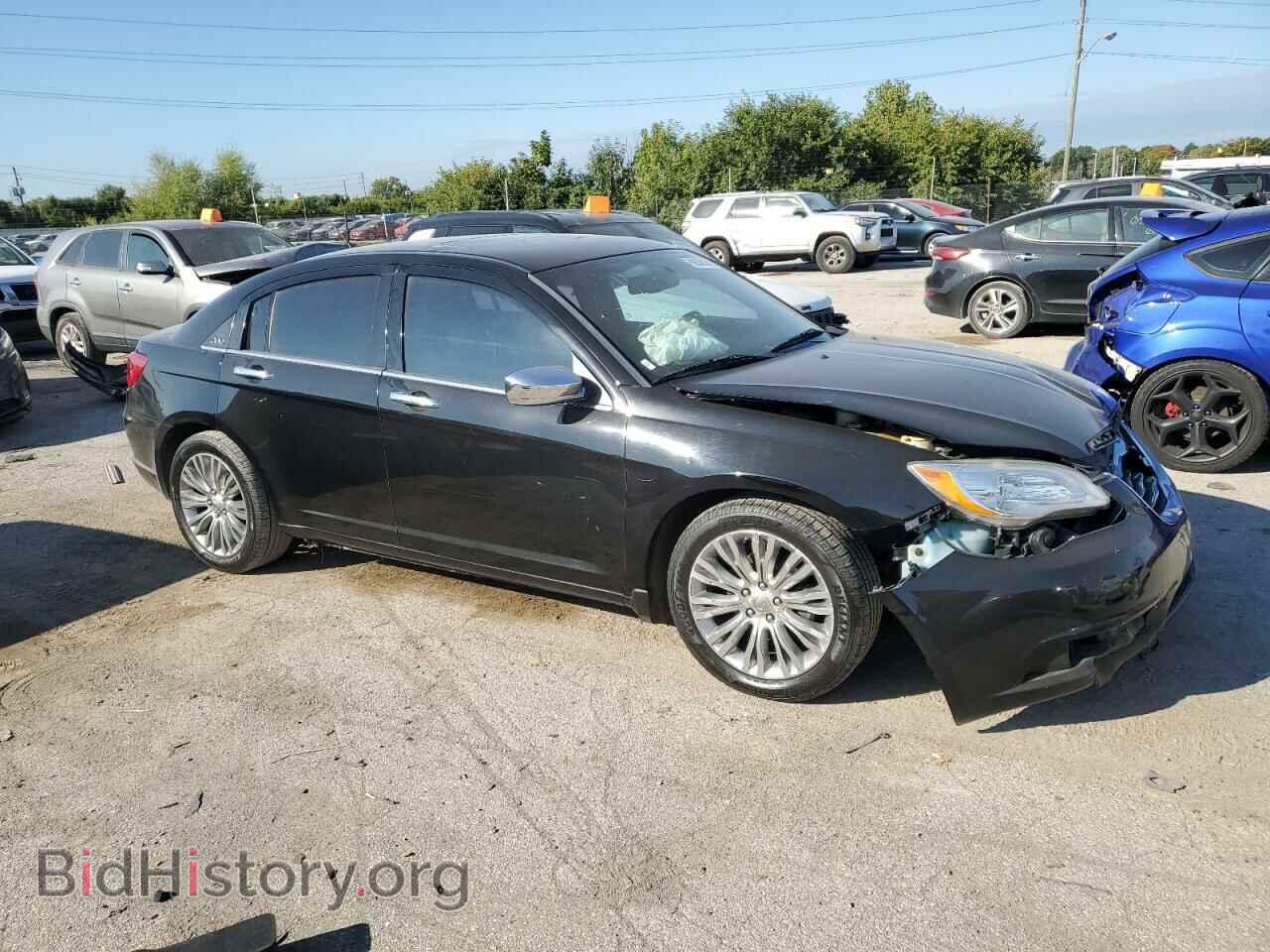 2012 CHRYSLER 200 - VIN: 1C3CCBCG0CN268017 - Фото 4