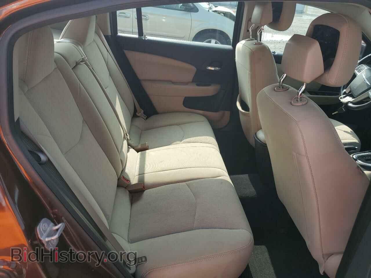 2012 CHRYSLER 200 - VIN: 1C3CCBBBXCN298826 - Фото 10