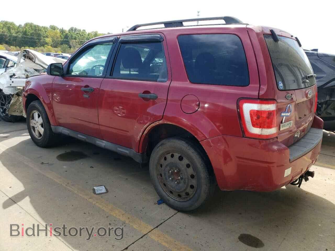 2011 FORD ESCAPE - VIN: 1FMCU0D76BKB66809 - Фото 2