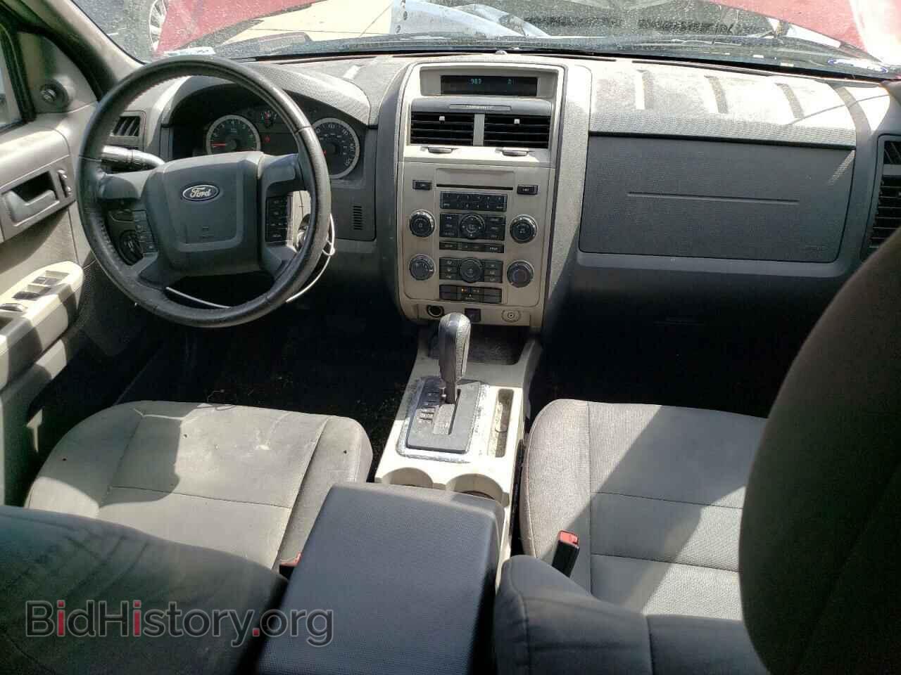2011 FORD ESCAPE - VIN: 1FMCU0D76BKB66809 - Фото 8
