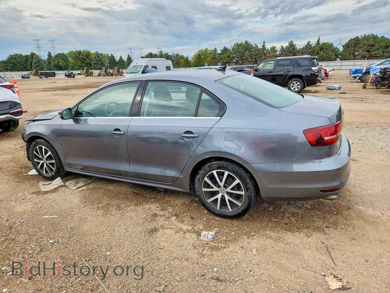 2017 VOLKSWAGEN JETTA - VIN: 3VWDB7AJ8HM388743 - Фото 2