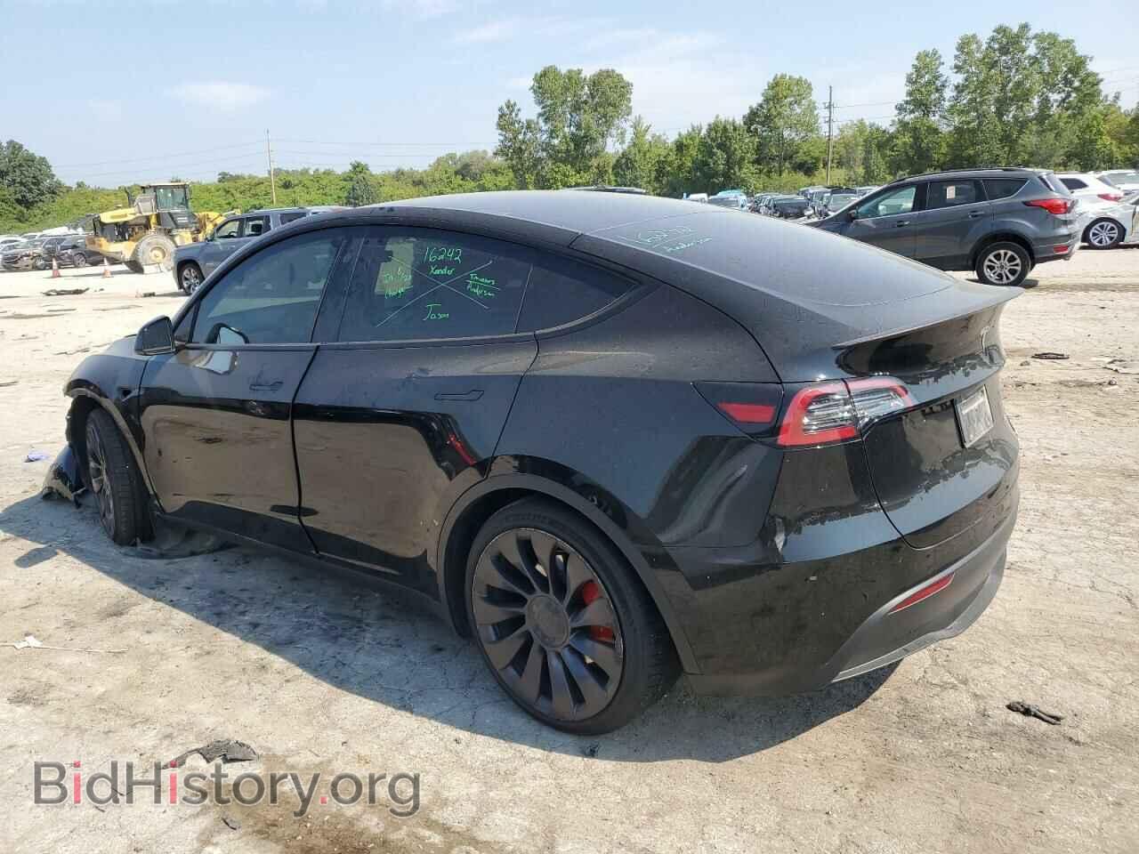 2023 TESLA MODEL Y - VIN: 7SAYGDEF9PF855152 - Photo 2