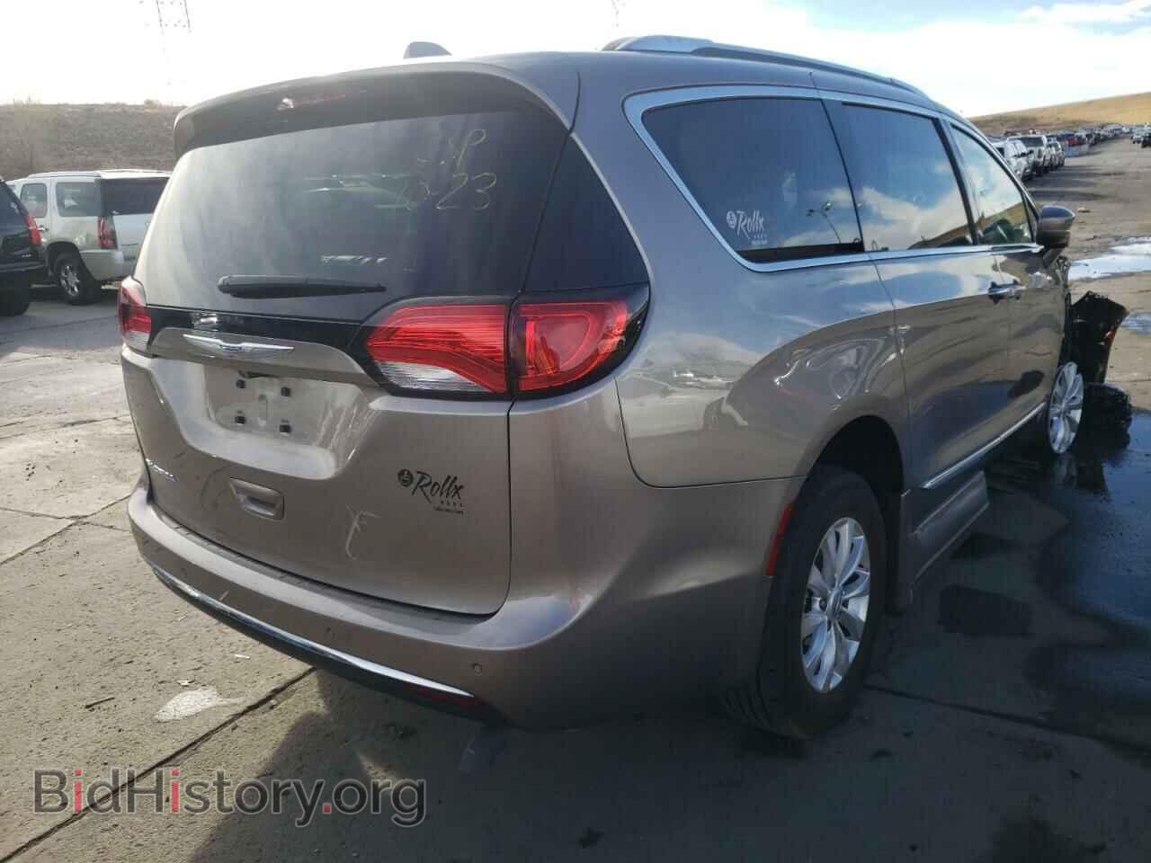 2018 CHRYSLER PACIFICA - VIN: 2C4RC1EG7JR306582 - Фото 4