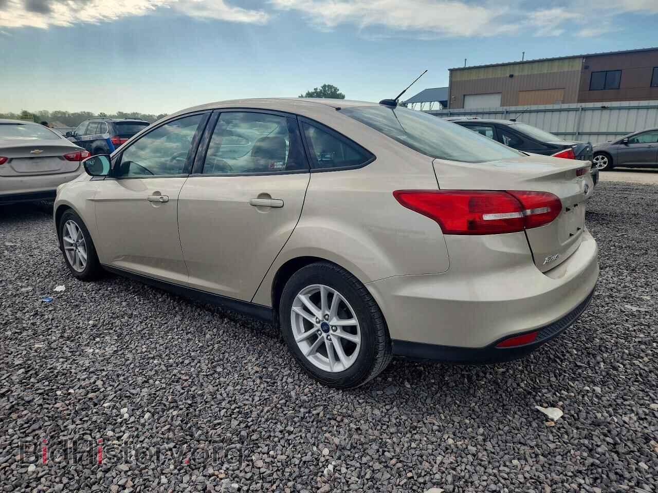 2017 FORD FOCUS - VIN: 1FADP3F24HL295790 - Фото 2