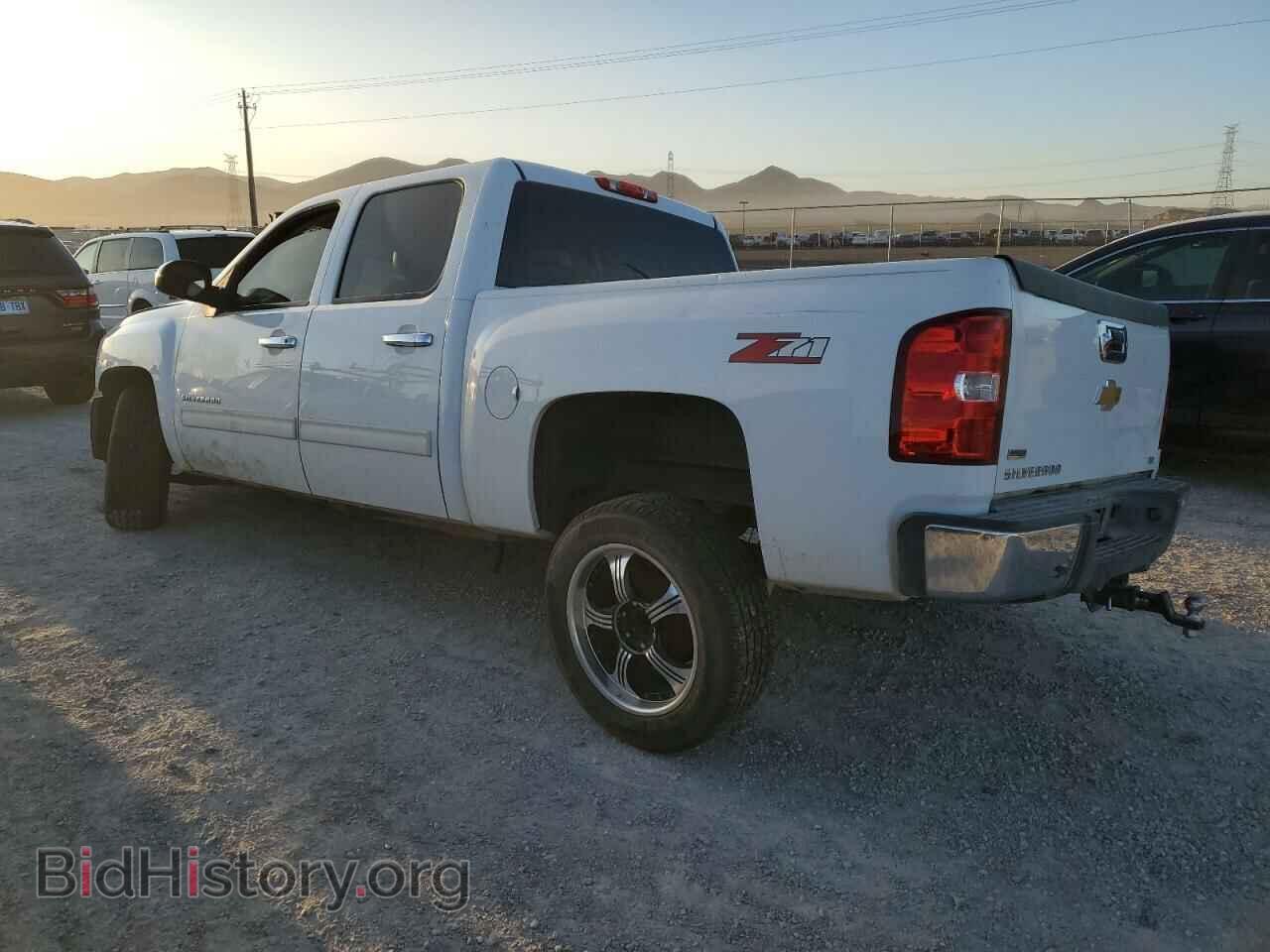 2011 CHEVROLET ALL Models - VIN: 3GCPCTE06BG406153 - Фото 2