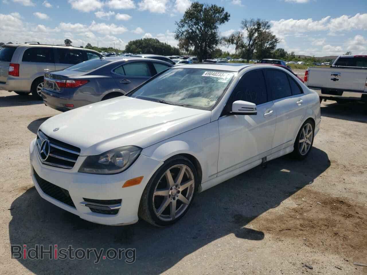 Фотография WDDGF4HB7EG250138 - MERCEDES-BENZ C-CLASS 2014
