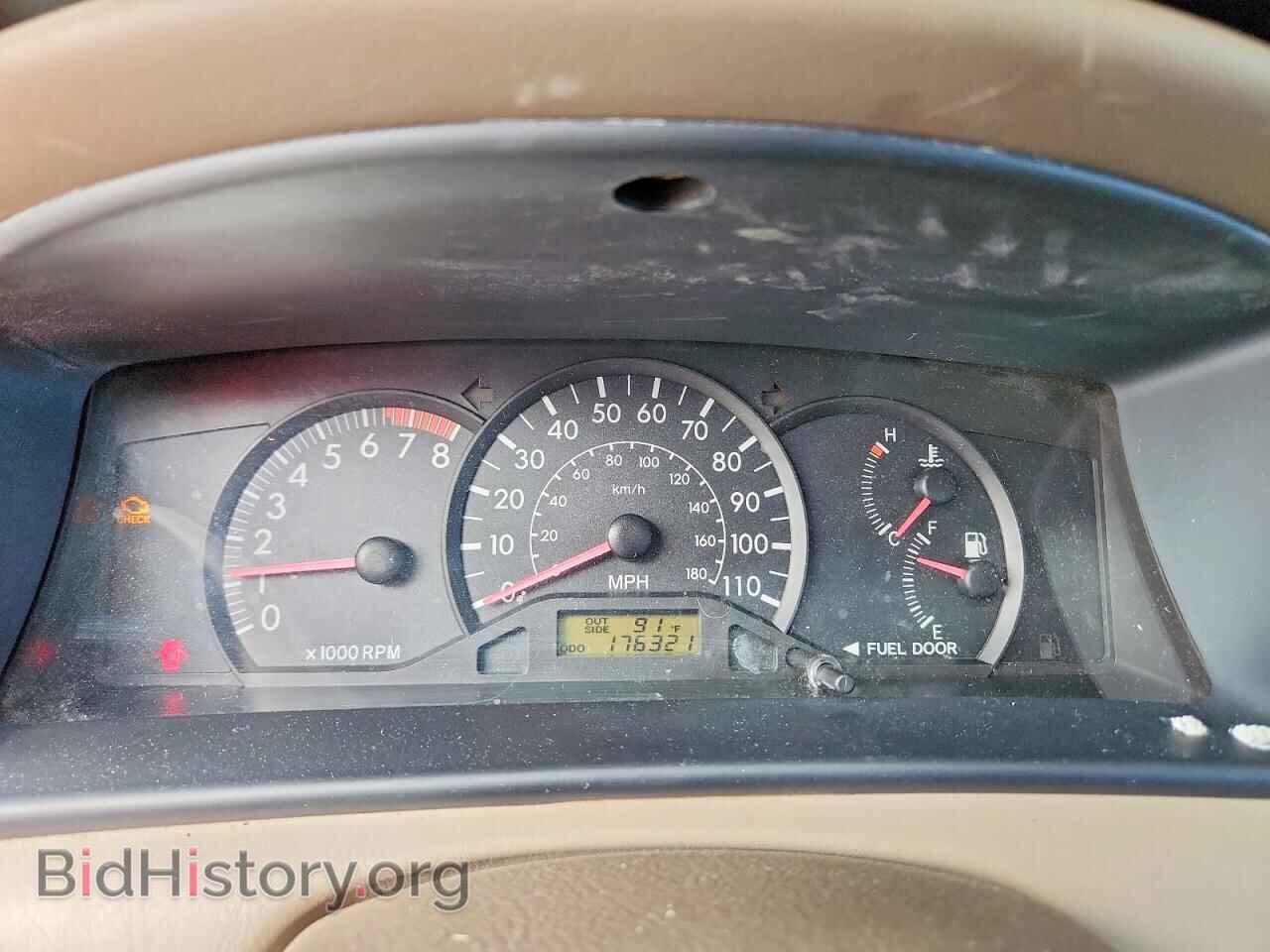 2005 TOYOTA COROLLA - VIN: JTDBR32E652061132 - Фото 9