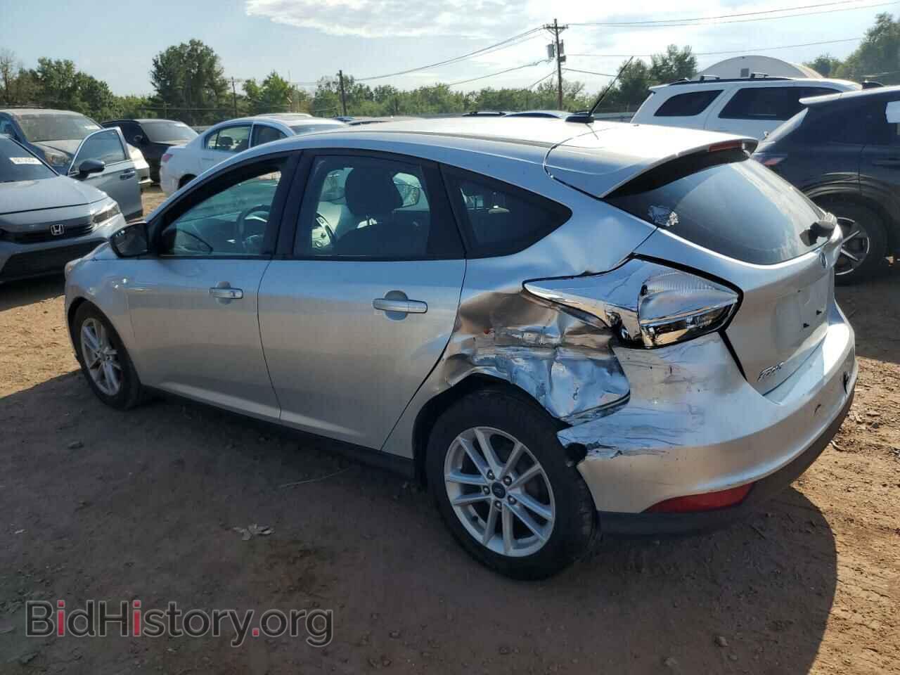2017 FORD FOCUS - VIN: 1FADP3K29HL258692 - Фото 2