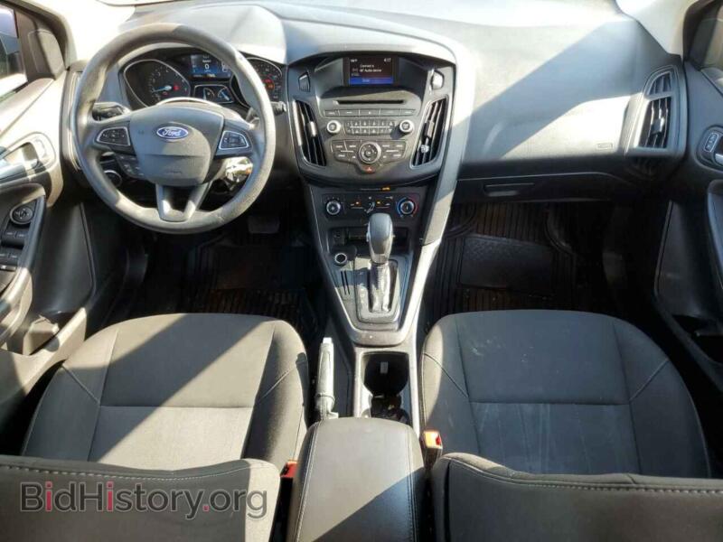 2017 Ford FOCUS (VIN 1FADP3K29HL258692) — photo 8 of 12