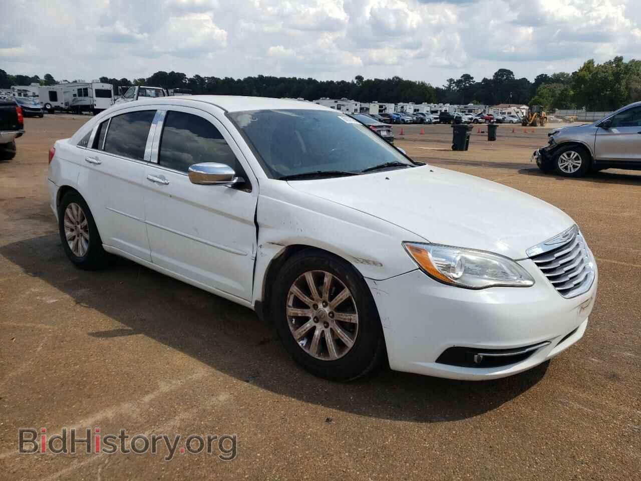 2013 CHRYSLER 200 - VIN: 1C3CCBCG3DN586683 - Фото 4