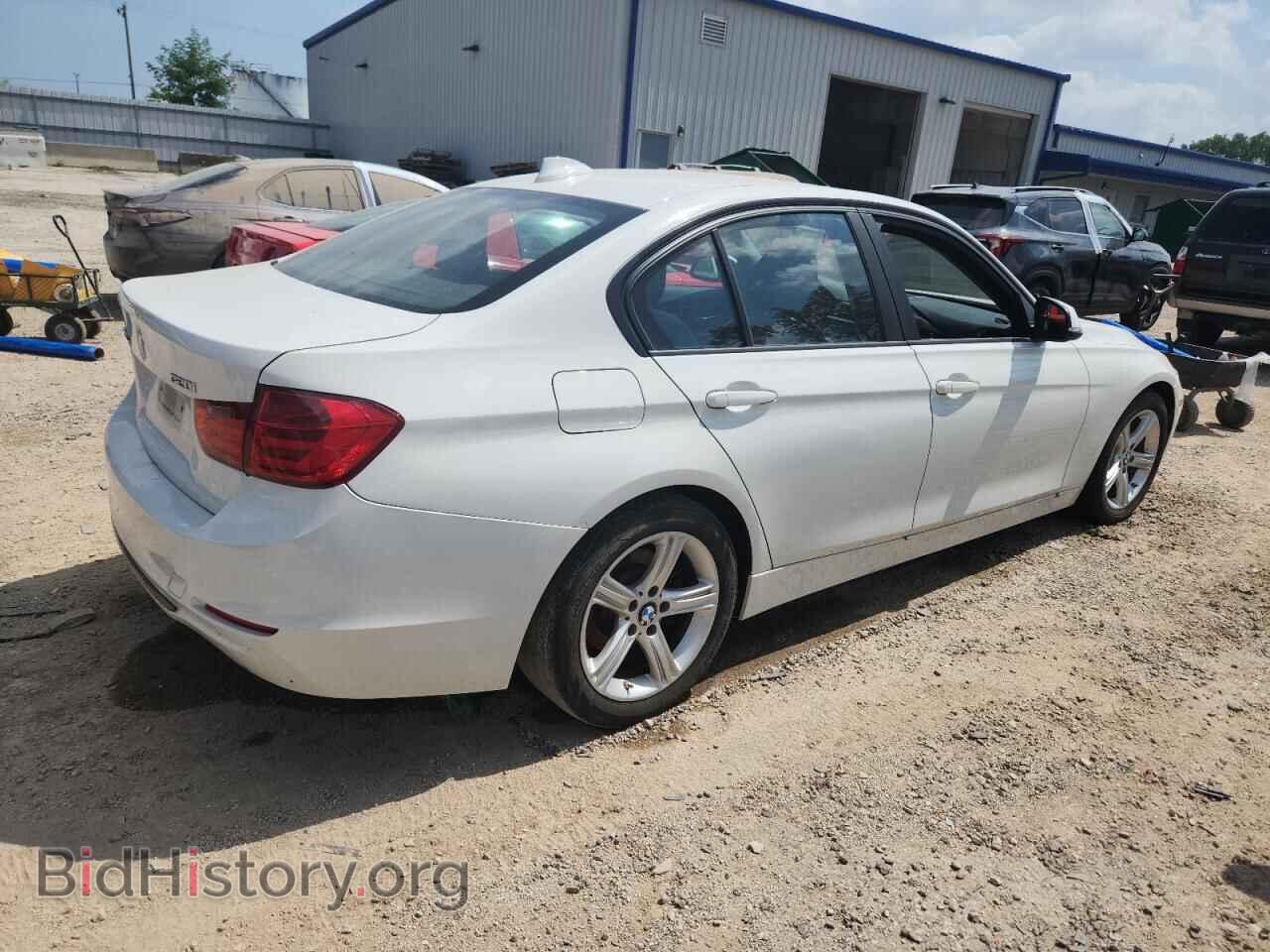 2014 BMW 3 SERIES - VIN: WBA3C3C51EPV90847 - Фото 3