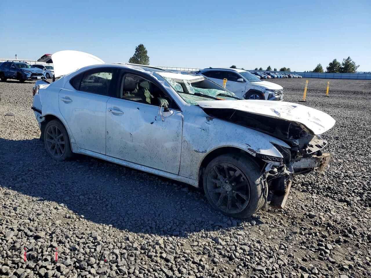 2013 LEXUS IS - VIN: JTHCF5C25D5063415 - Photo 4