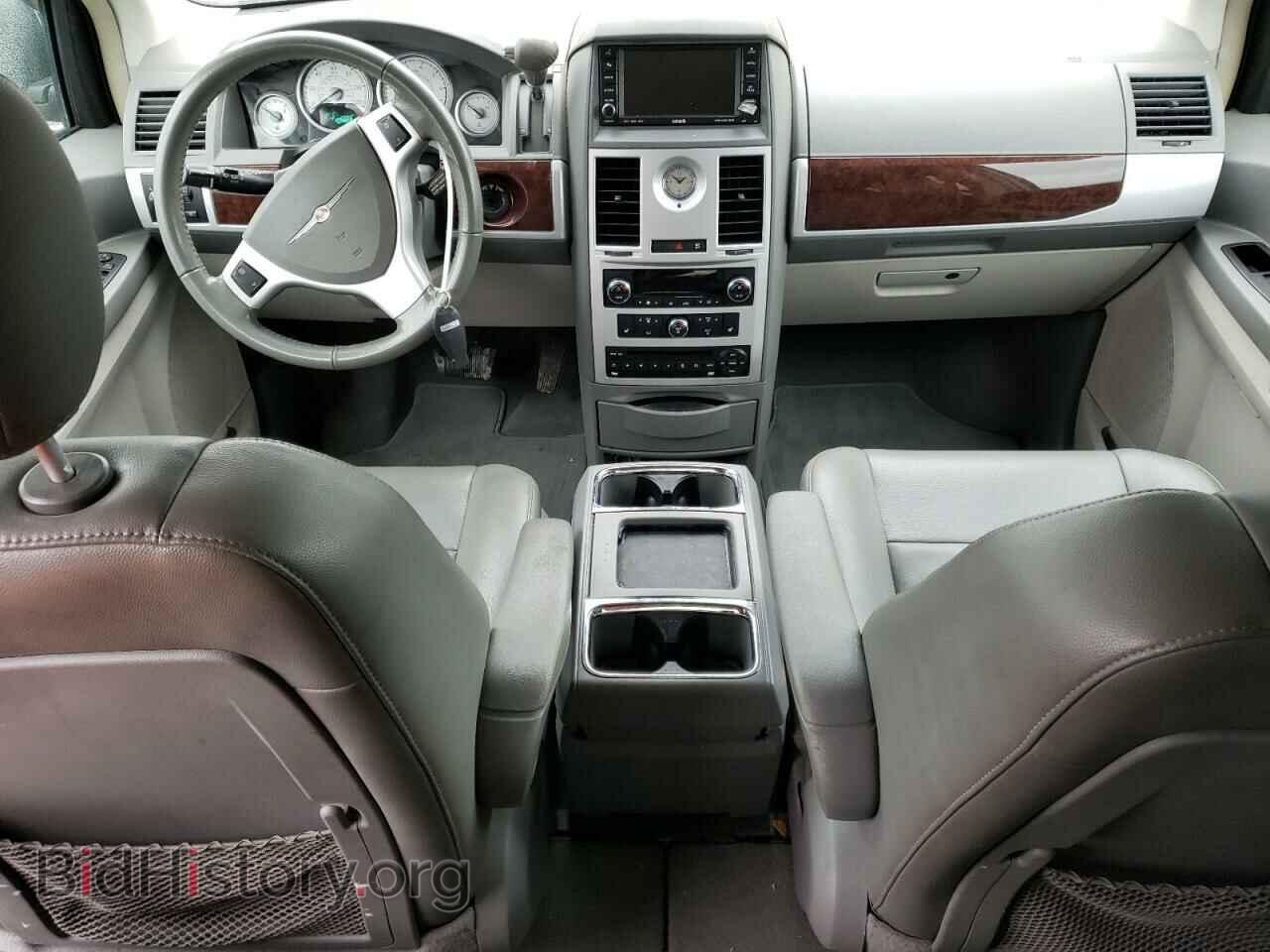 2010 CHRYSLER MINIVAN - VIN: 2A4RR5D19AR170209 - Фото 8