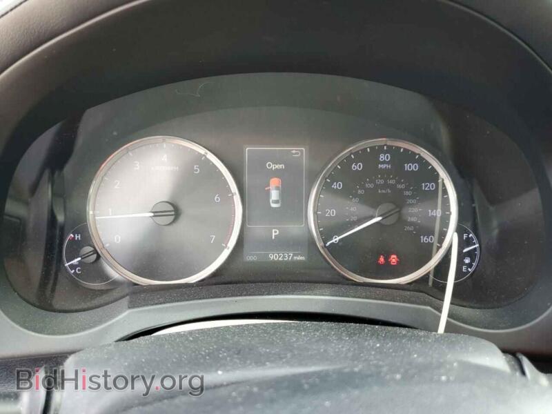 2017 Lexus IS (VIN JTHBA1D24H5047603) — photo 9 of 13