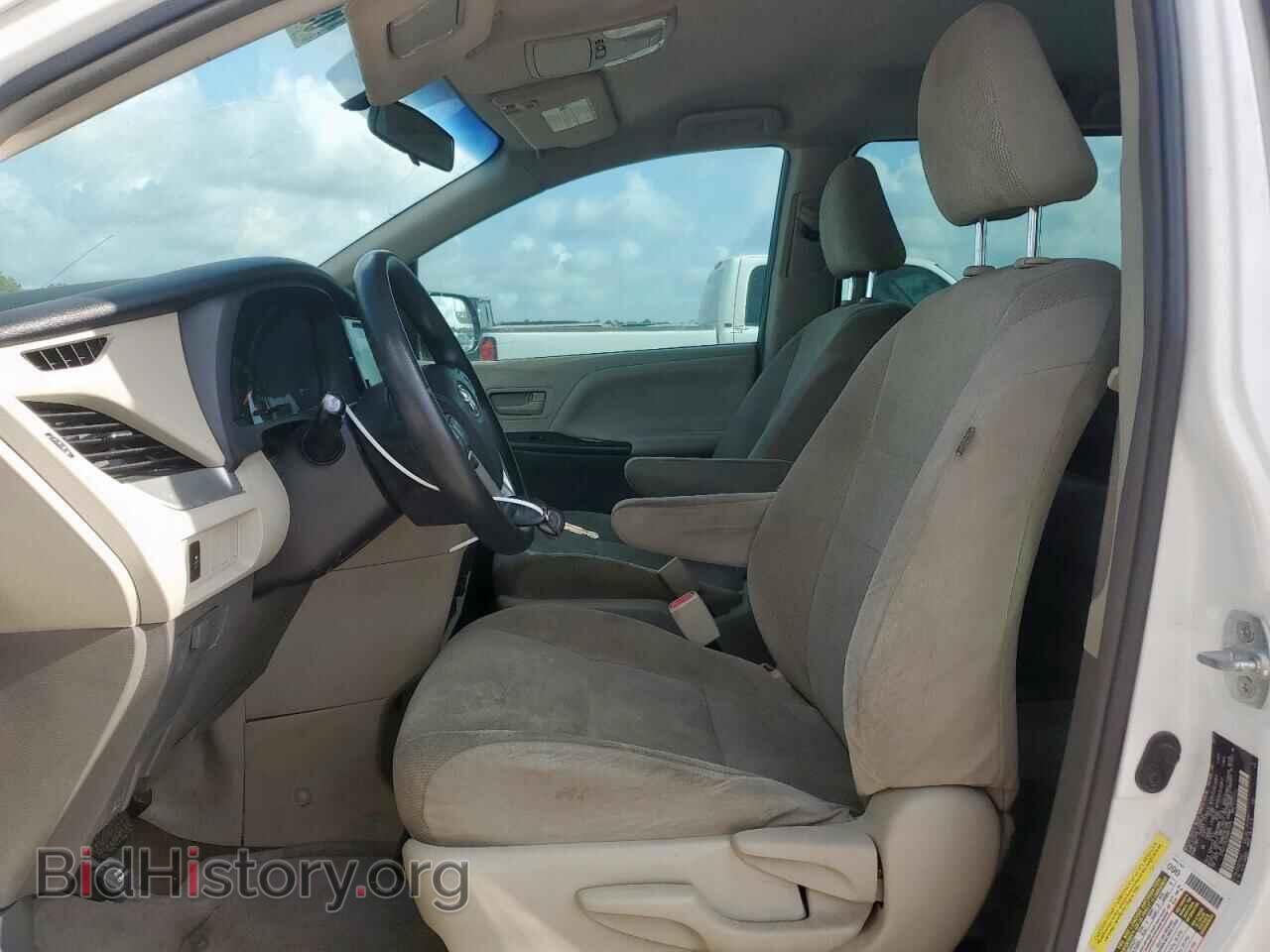 2017 TOYOTA All Models - VIN: 5TDZZ3DC2HS843175 - Фото 7