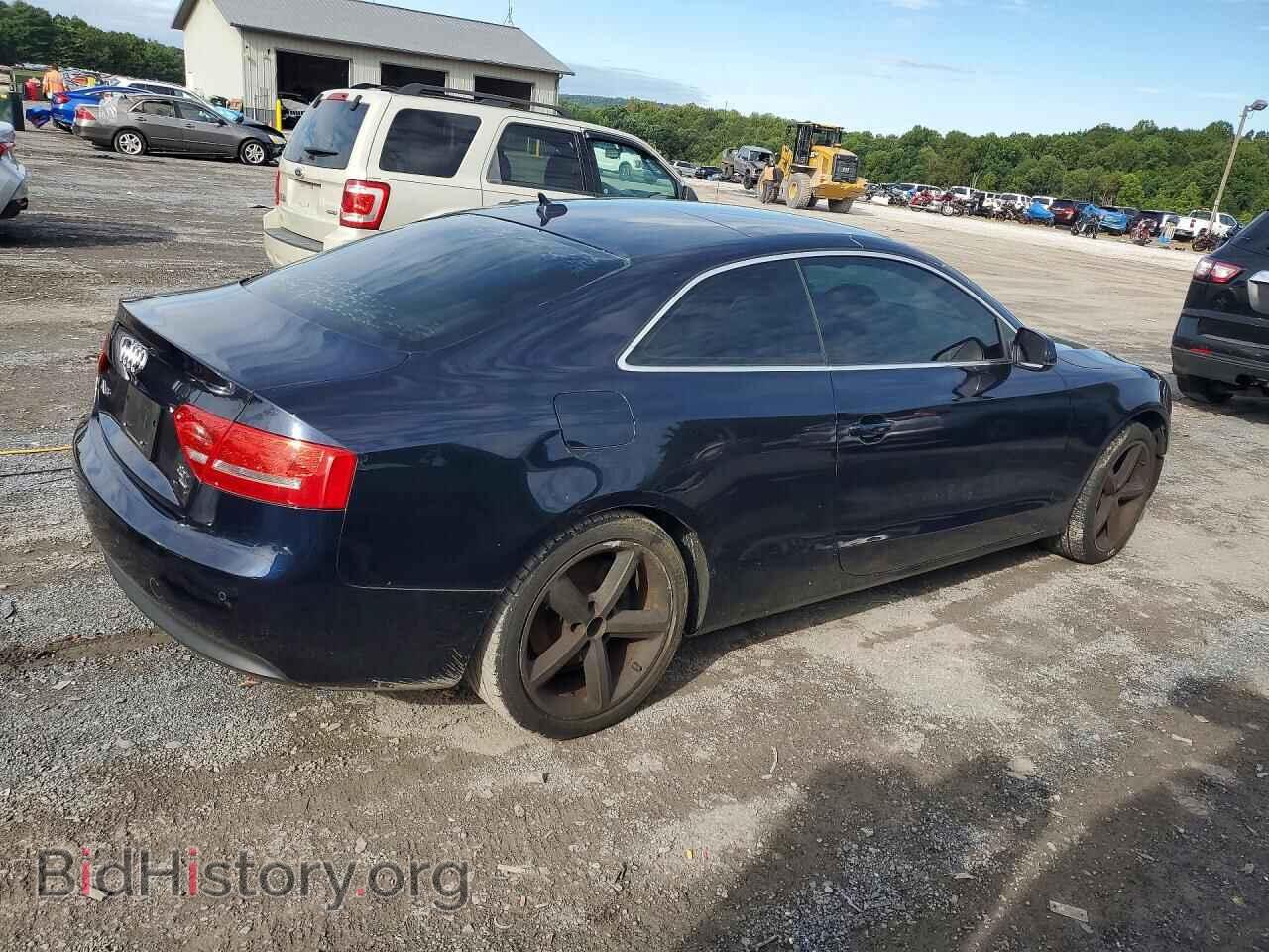 2010 AUDI A5 - VIN: WAURFAFR3AA066634 - Фото 3