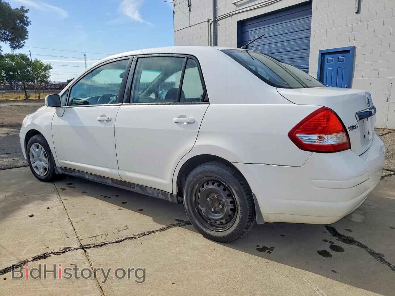 2011 NISSAN VERSA - VIN: 3N1BC1AP3BL485079 - Фото 2