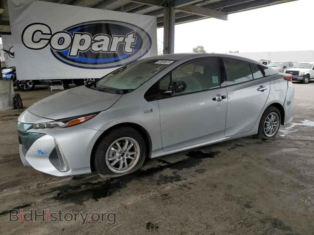 Photo JTDKARFP2H3061875 - TOYOTA PRIUS 2017