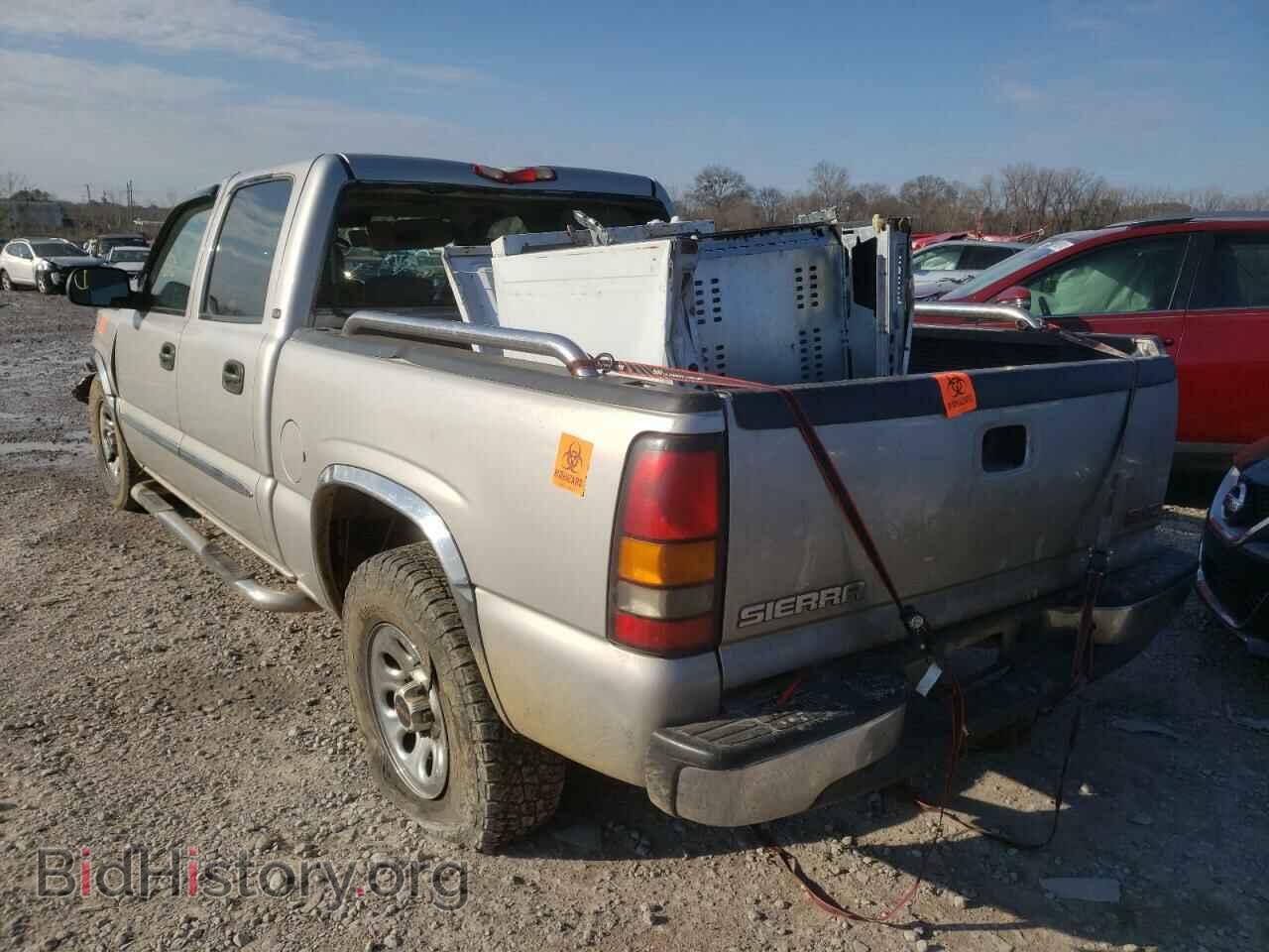 2006 GMC SIERRA - VIN: 2GTEC13V661325808 - Фото 3