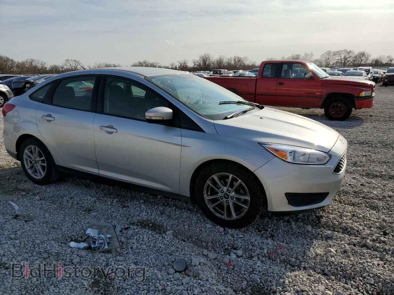 2017 FORD FOCUS - VIN: 1FADP3F2XHL296863 - Фото 4
