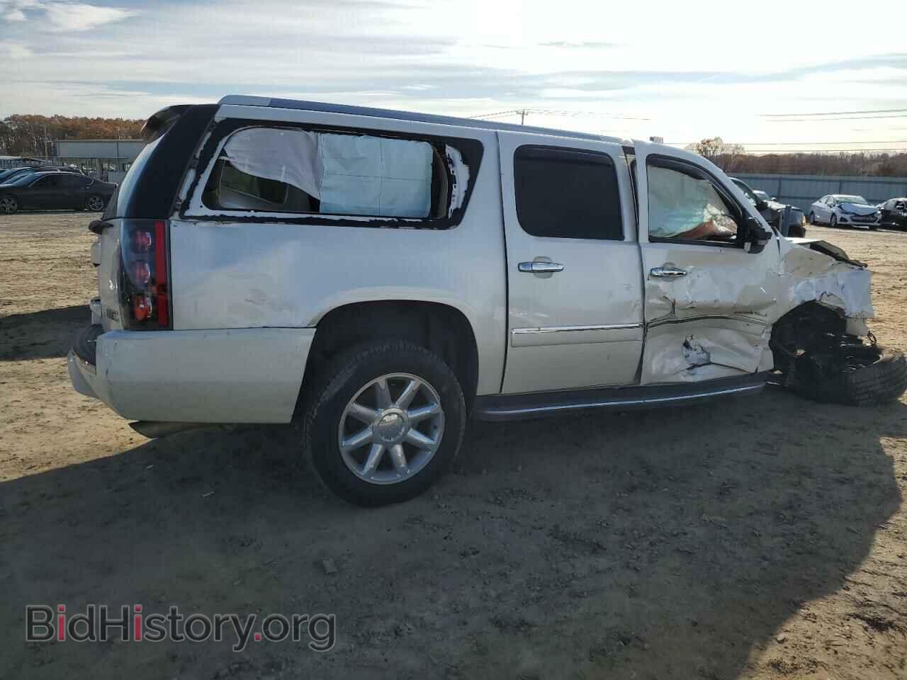 2011 GMC YUKON - VIN: 1GKS1MEF5BR262920 - Фото 3