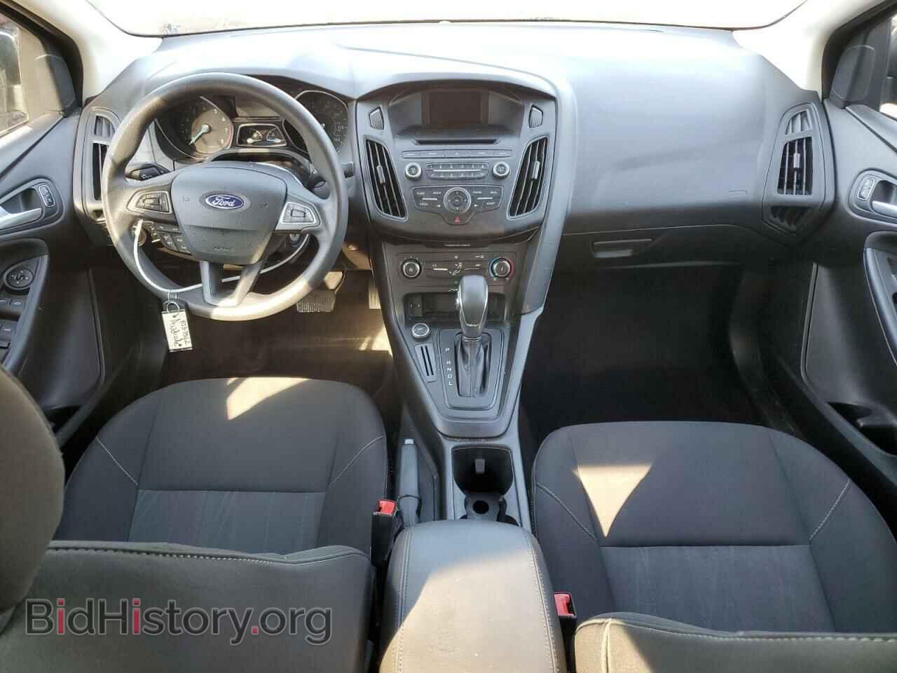 2017 FORD FOCUS - VIN: 1FADP3F21HL251925 - Photo 8